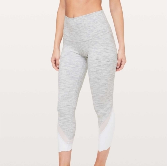 LULULEMON Wunder Under Crop II (Special Ed… - Picture 2 of 13